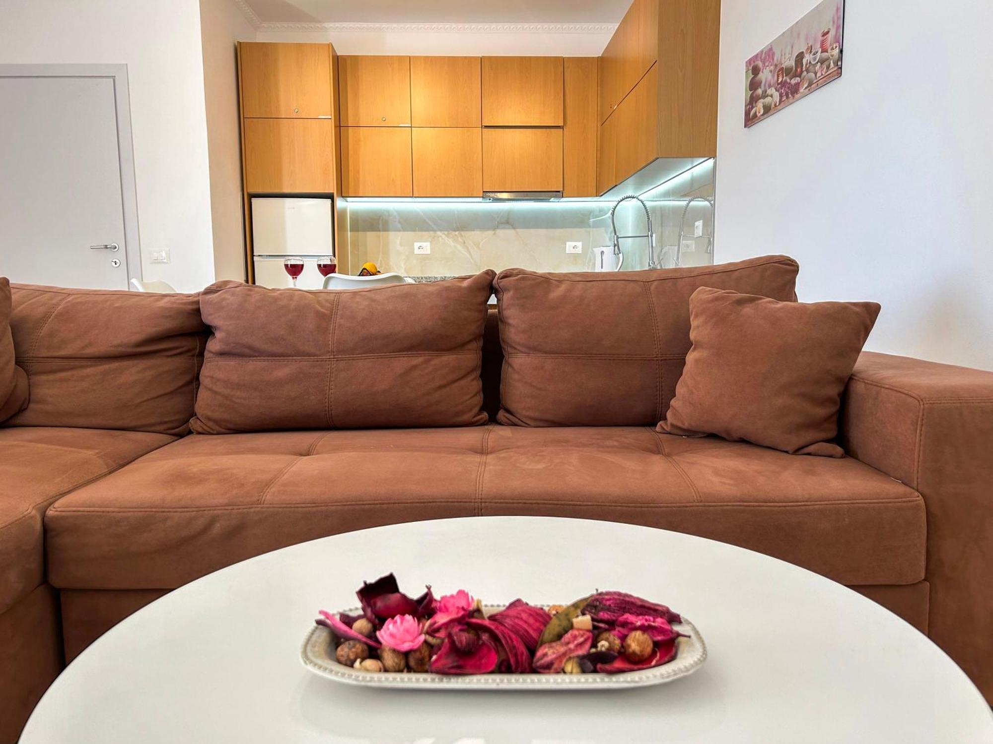 Apartment Pavaresia 669